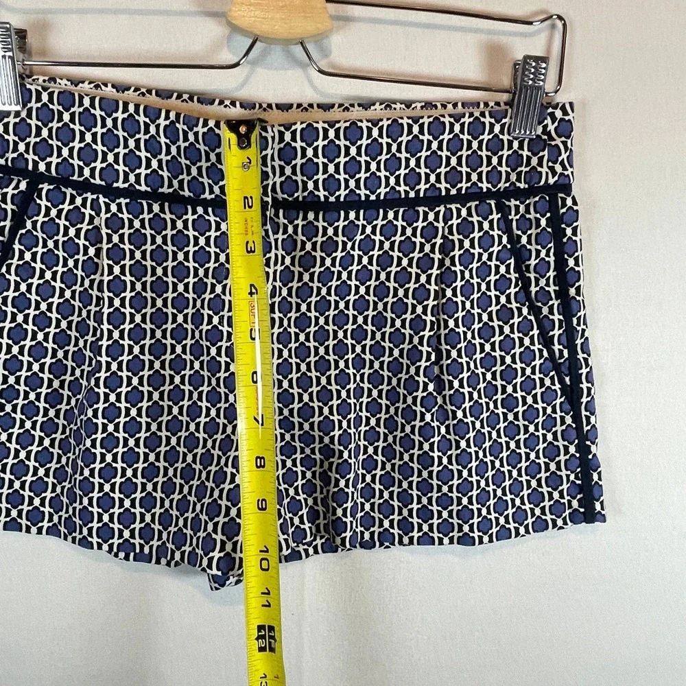 J. Crew Women's Geometric Tile Print Shorts Blue White Casual Summer - Size‎ 4